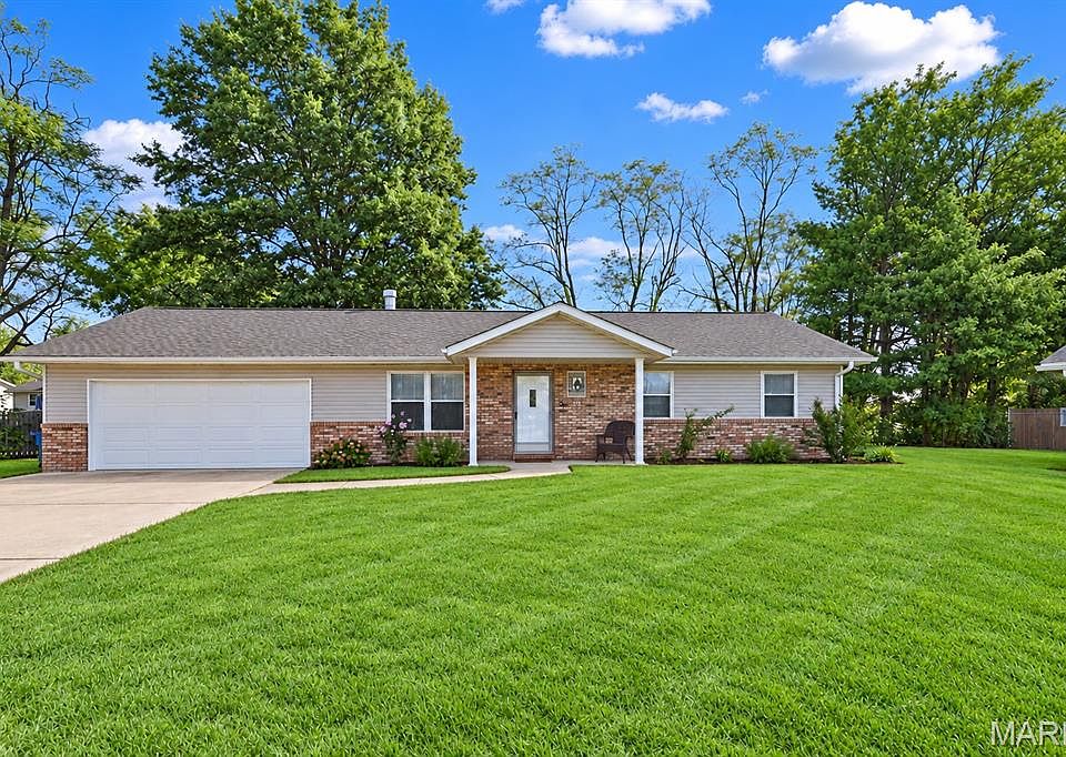1st image of 526 Bluestem Ct
