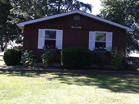 2nd image of 15 Sands Ave