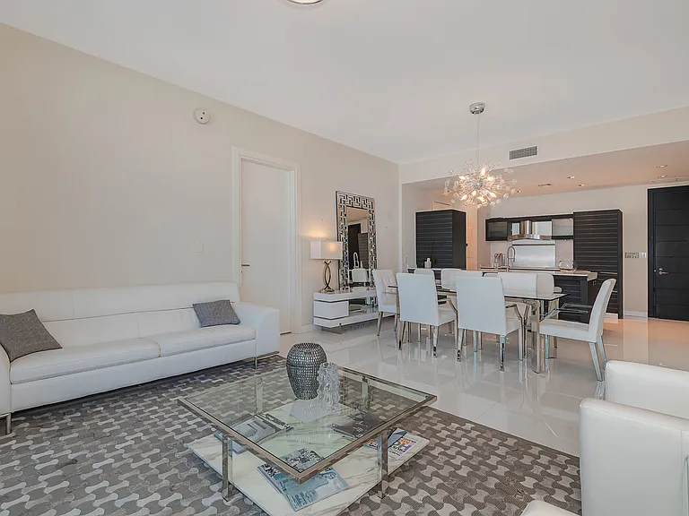 200 Biscayne Boulevard Way #5109 — Photo 7