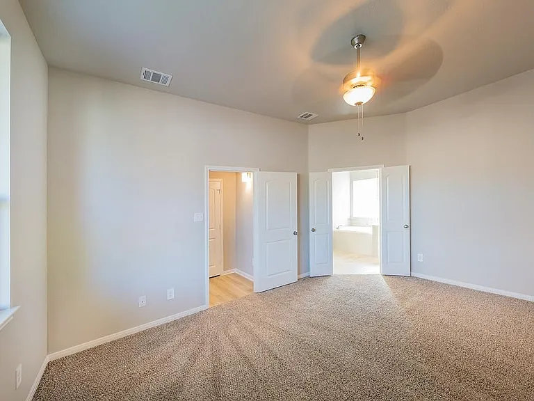 3305 Rolling View Ct — Photo 22