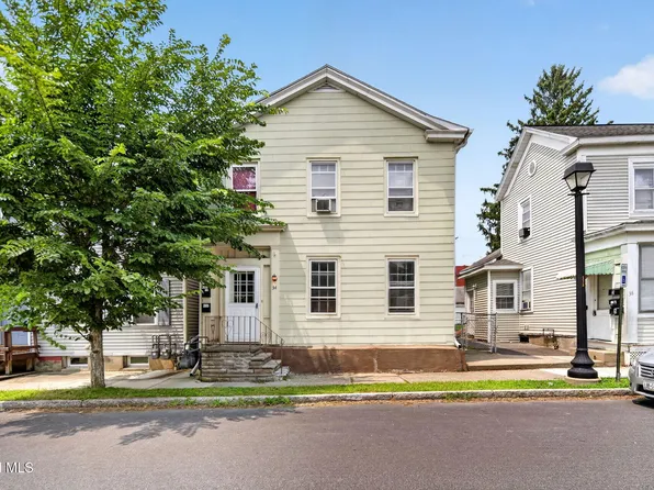 34 2nd Street, Waterford, NY 12188