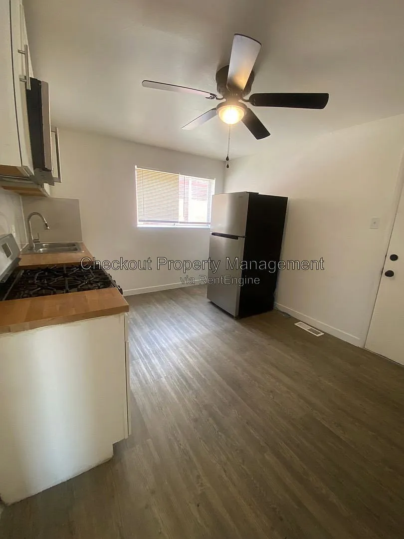 2 bed, 1.0 bath, 1000 sqft, $895 — Photo 3
