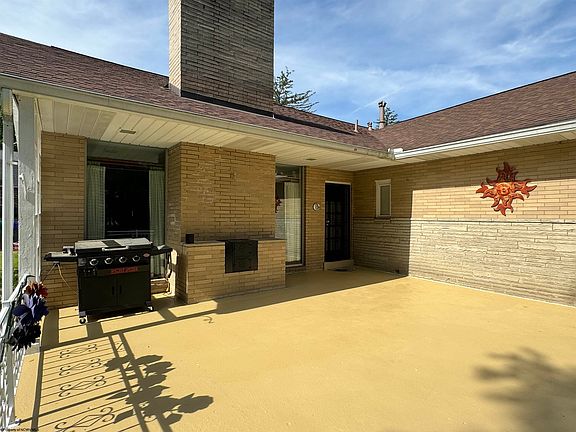 4th image of 510 Laurel Dr