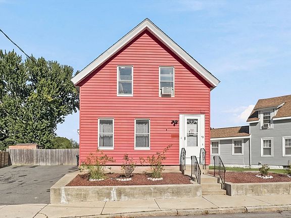 2nd image of 48 Jewett St