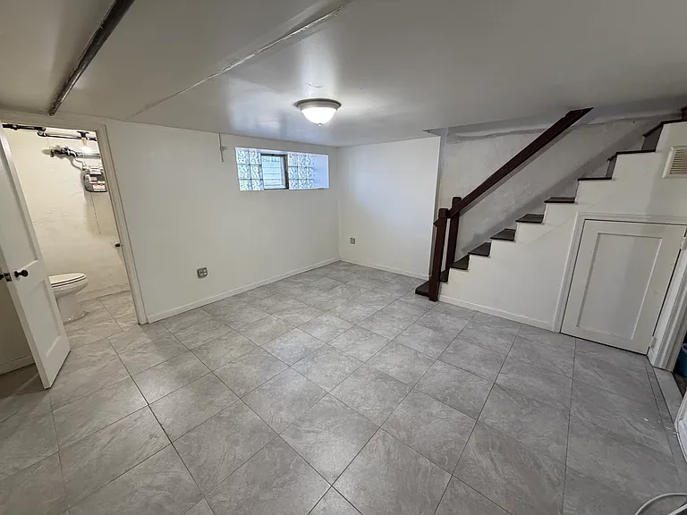 7051 Kindred St — Photo 11