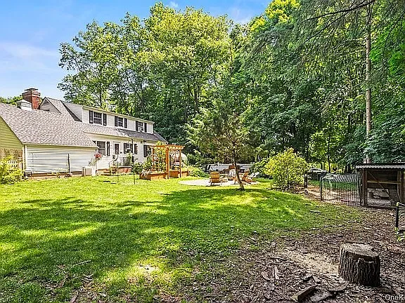 4 bed, $4,200 — Photo 4