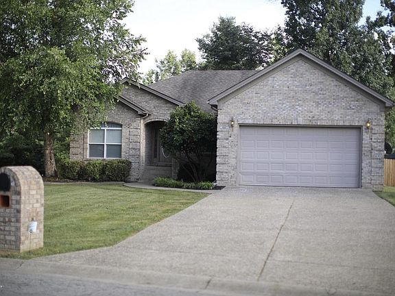 3rd image of 462 Beechwood Ave
