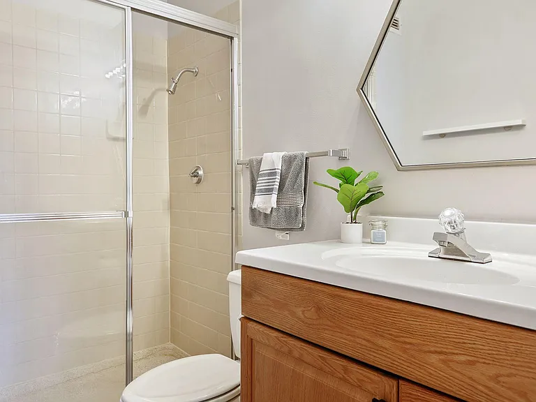 19 S 1st St #B2207 — Photo 5