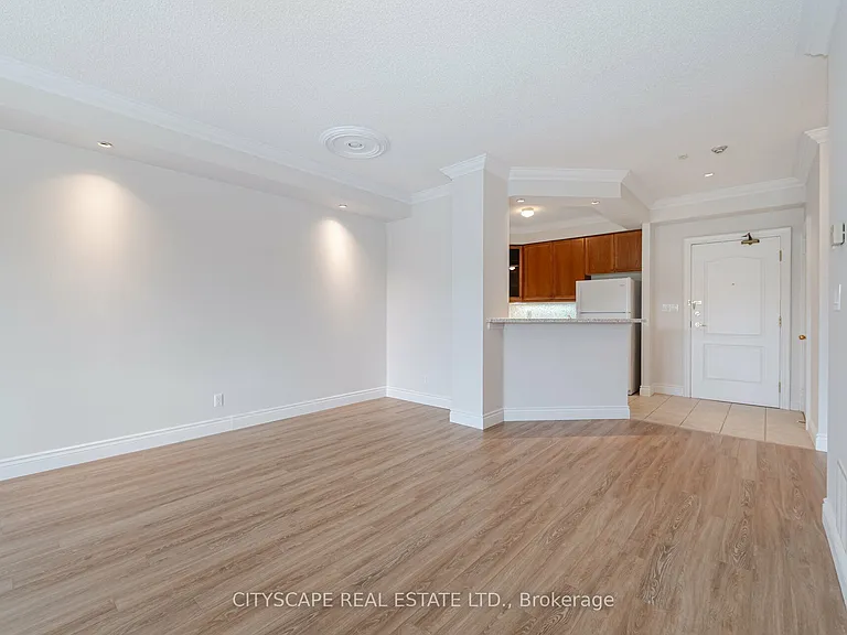 3351 Cawthra Rd #321 — Photo 13
