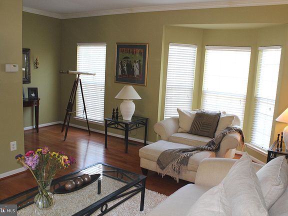 3rd image of 7814 Heartwood Ln