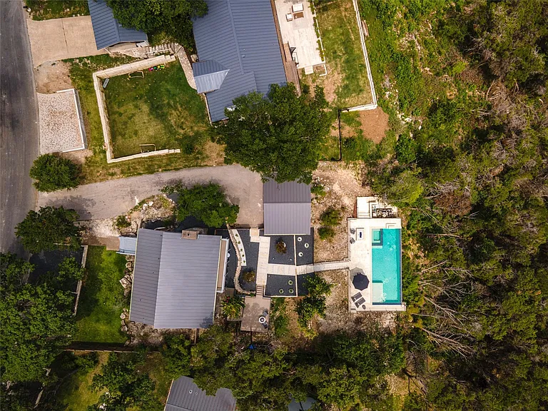 2711 Trail Of Madrones St — Photo 33