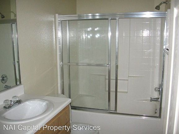 2nd image of 15166 Sequoia St APT 9