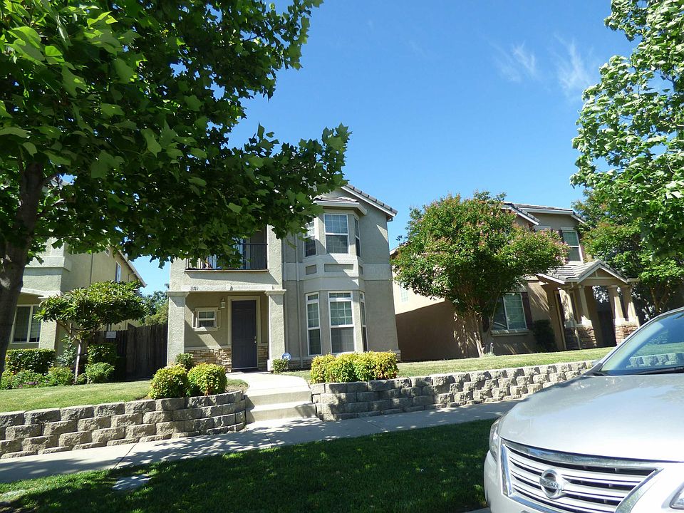 2nd image of 1809 Hammertown Dr