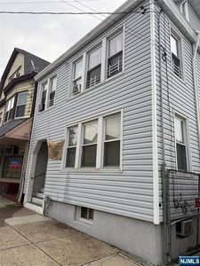 495 21st Ave, Paterson, NJ, 07513