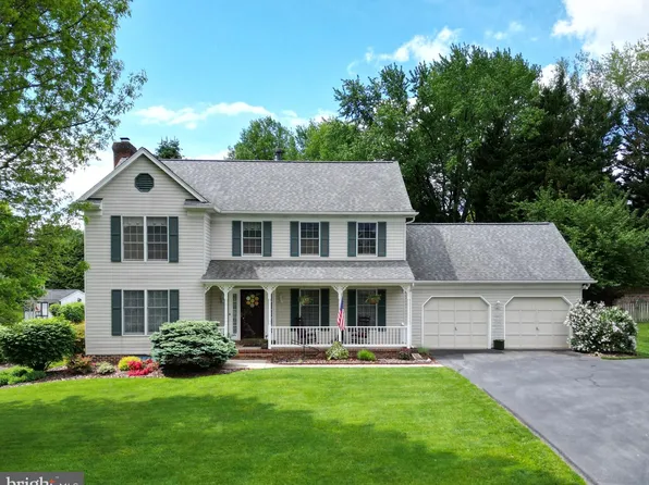 6745 Meadowside Dr, Frederick, MD 21702