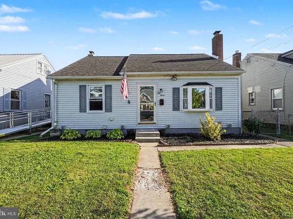 212 Wecaf Rd, New Holland, PA 17557