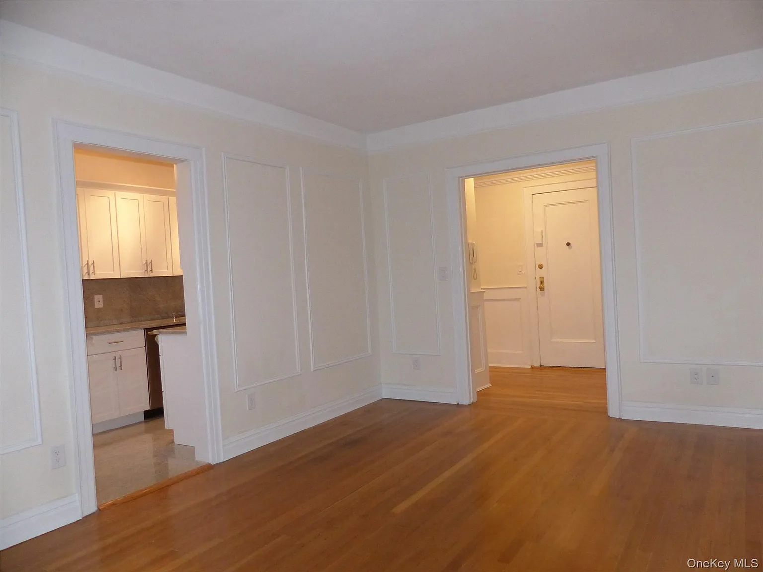 1 bed, 1.0 bath, 650 sqft, $3,000 — Photo 3