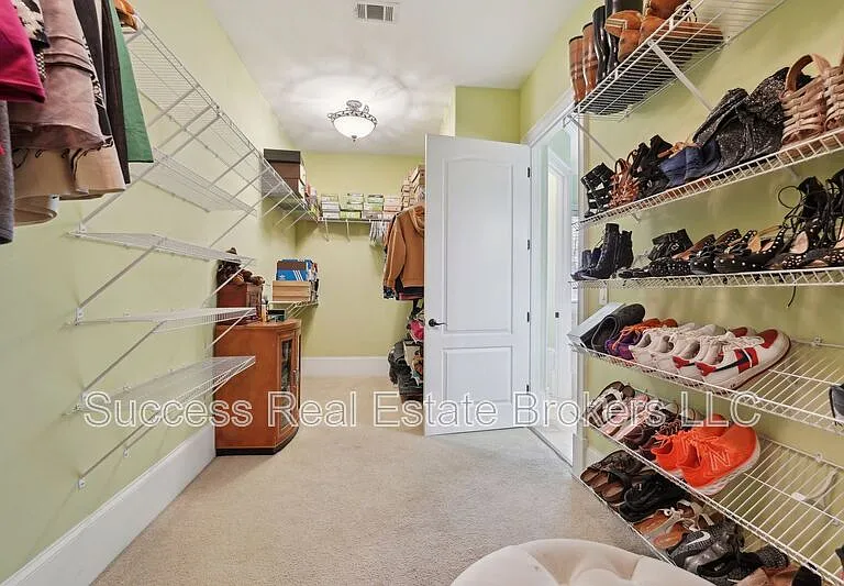 343 Summer Garden Dr — Photo 54