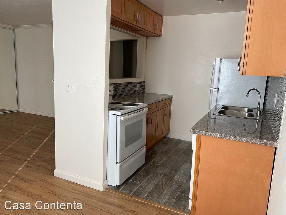 1st image of 1027 Agate St #4