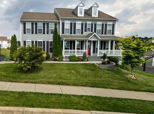 1002 Kavanagh Cir, Red Lion, PA 17356