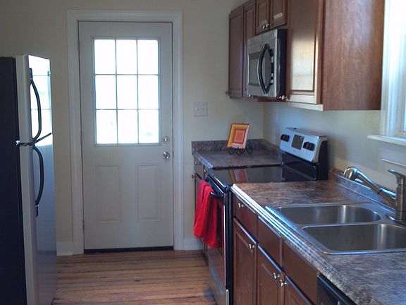 3rd image of 4304 1st St