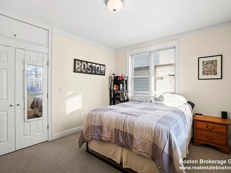 8 Howell St — Photo 14