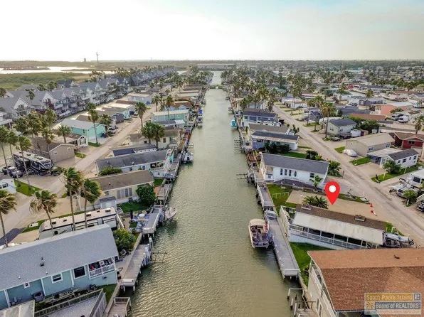 695 E Clam Cir, Port Isabel, TX 78578