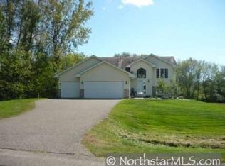 3260 222nd Ln NW, Oak Grove, MN 55303