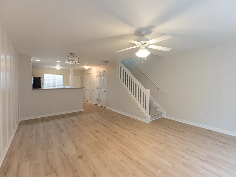 306 Snowy Owl Ct — Photo 2