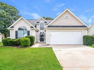 1818 Live Oak Ln, Hampton, GA