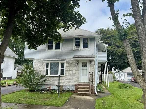 509 Birdsall St, Endicott, NY 13760