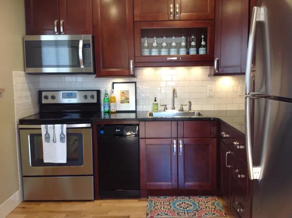 1050 N Emerson St #5, Denver, CO 80218