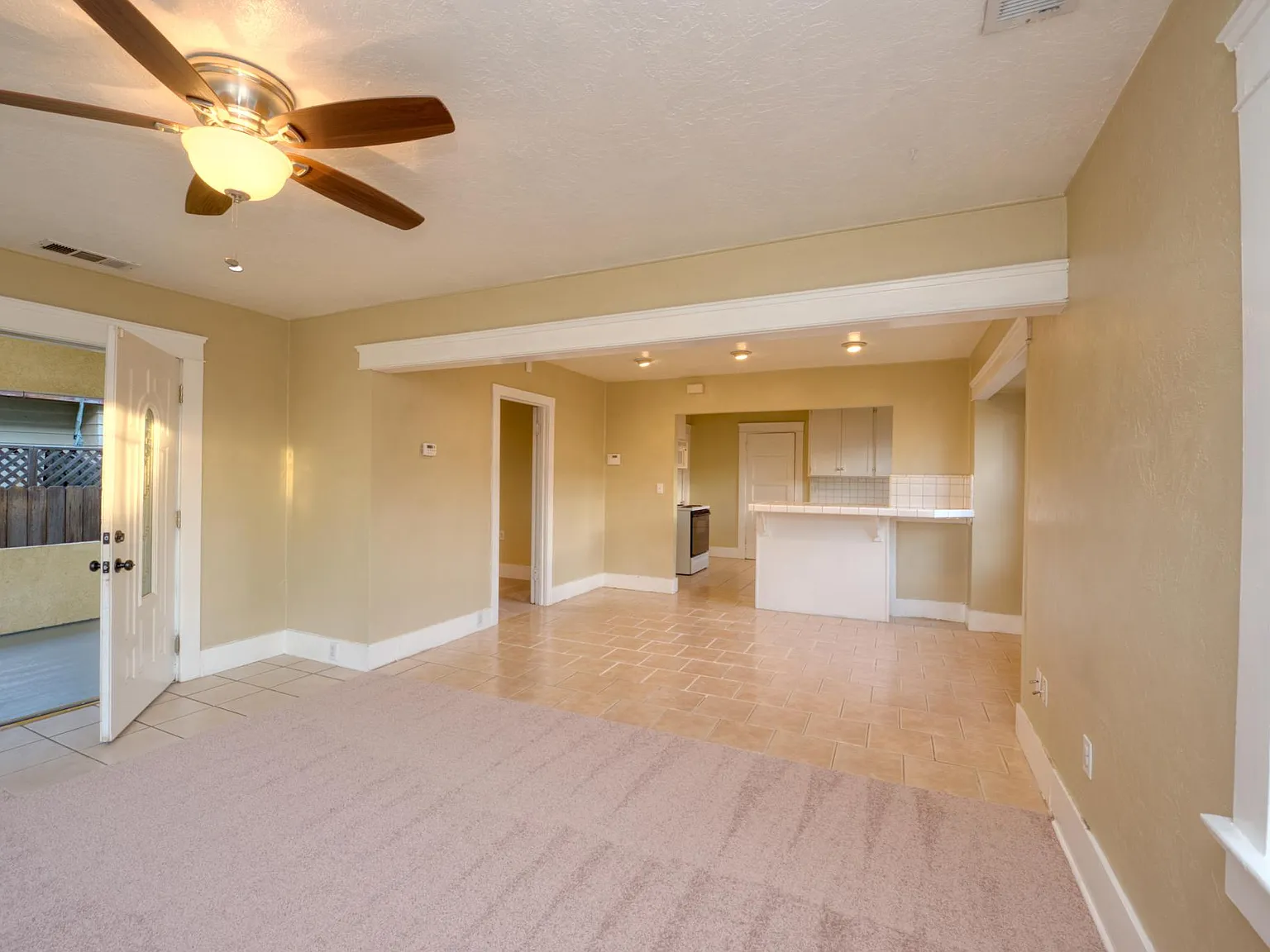 690 Julian St — Photo 4