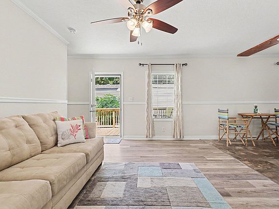 5th image of 530 Key Largo Ave.