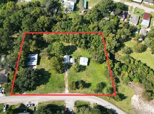 203 E Wahl St, Crosby, TX 77532