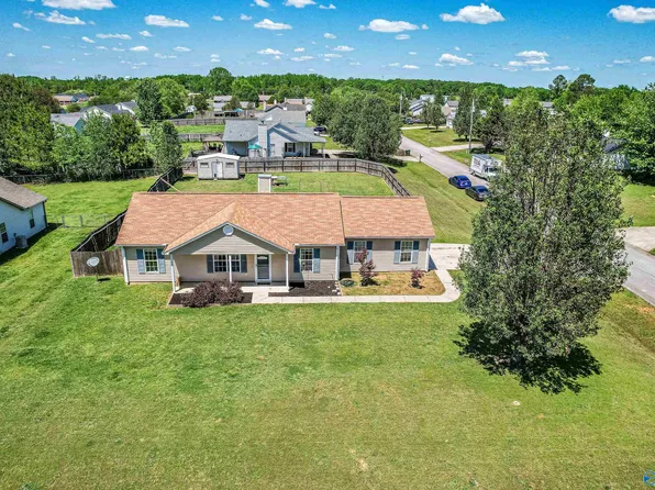 120 Fox Chase Trl, Toney, AL 35773