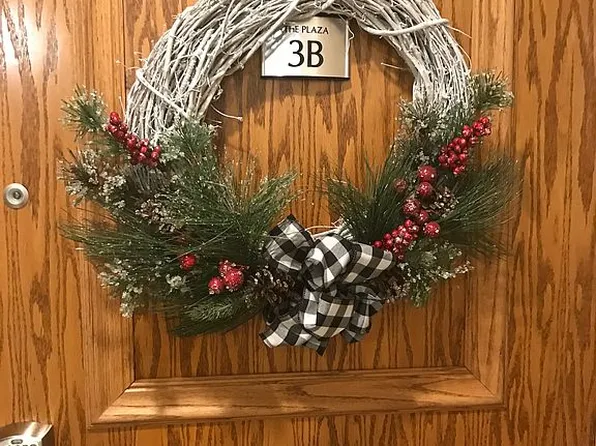 101 SE 3rd St APT 3B, Evansville, IN 47708