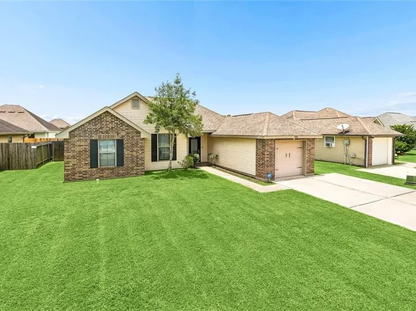 320 Allie Ln, Luling, LA 70070