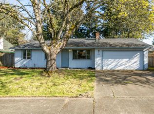 1233 NE Shannon Ct, Hillsboro, OR