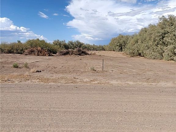 3rd image of 000 Pecan Lane