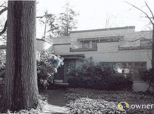 343 E Wynnewood Rd, Merion Station, PA 19066