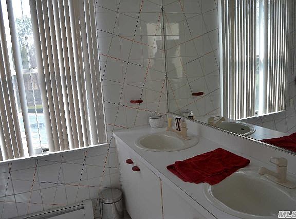 2nd image of 26 Stacy Dr