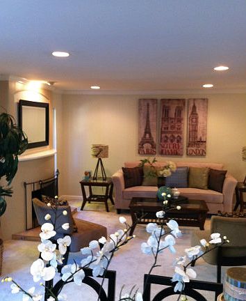 3rd image of 1063 Oleander Ct