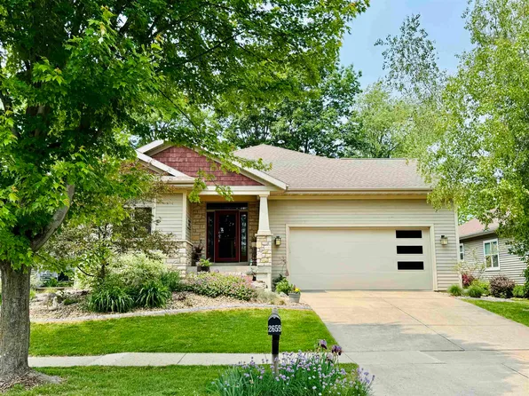 2659 Dungarvan Rd, Fitchburg, WI 53711