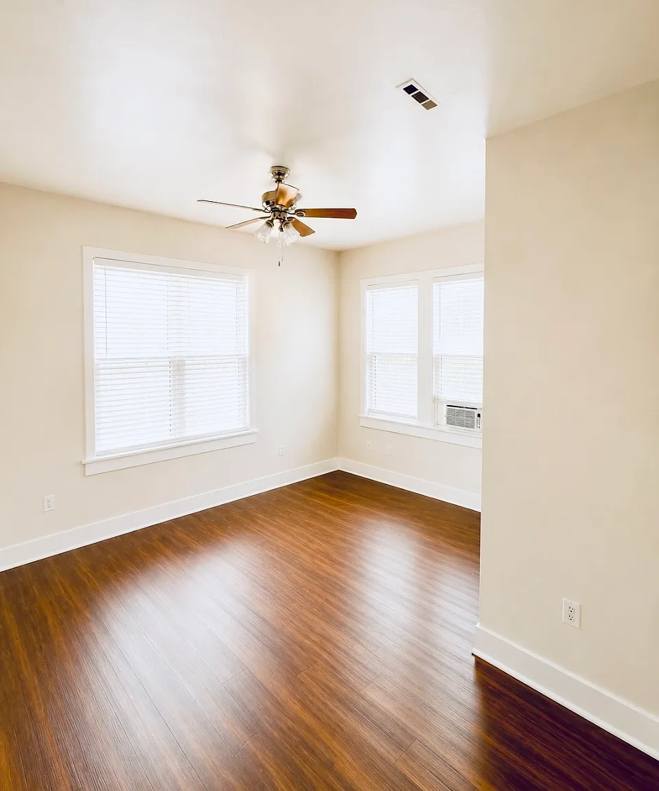 4 bed, 2.5 bath, 1734 sqft, $1,895 — Photo 4