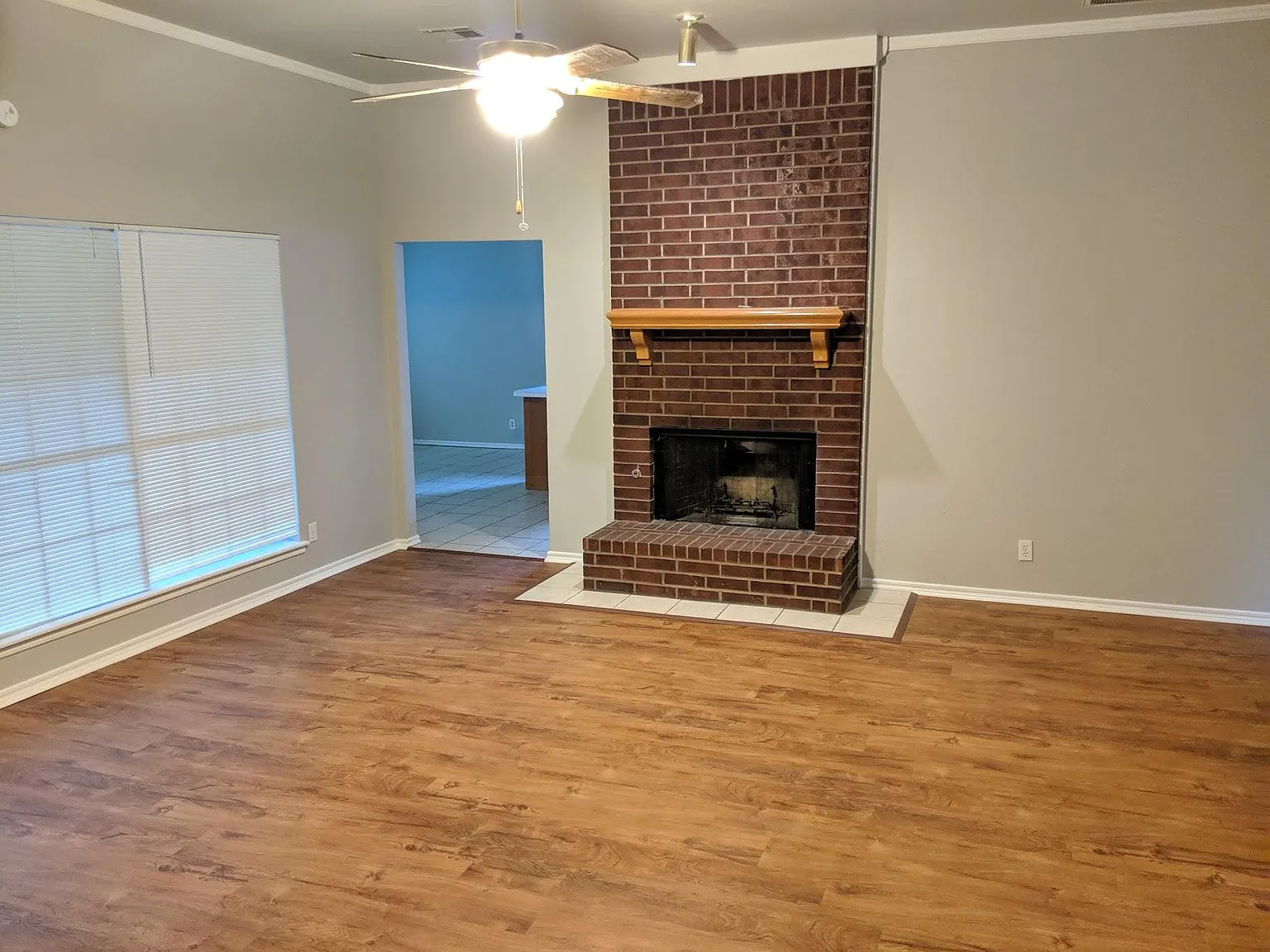 3 bed, 1552 sqft, $1,600 — Photo 2