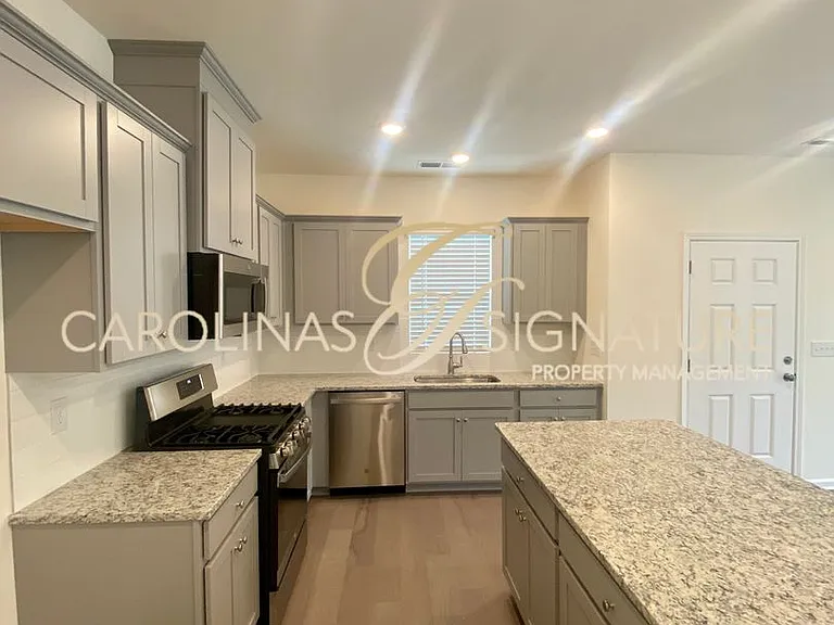 2861 Yeager Dr NW — Photo 7
