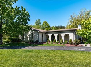 3711 Green Valley Rd, New Albany, IN 47150