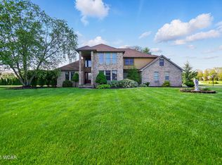 4475 Wintergreen Dr, Lima, OH 45805