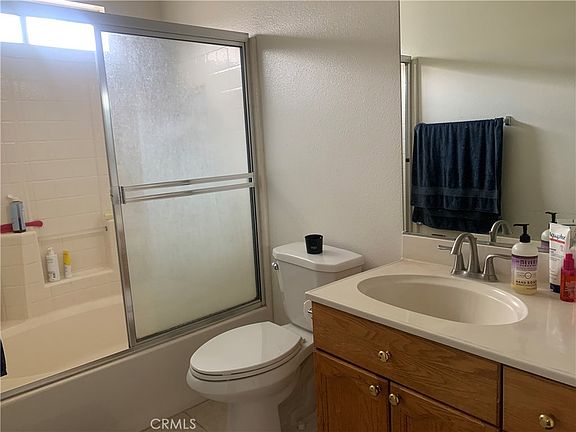 4th image of 110 N Marengo Ave #110D